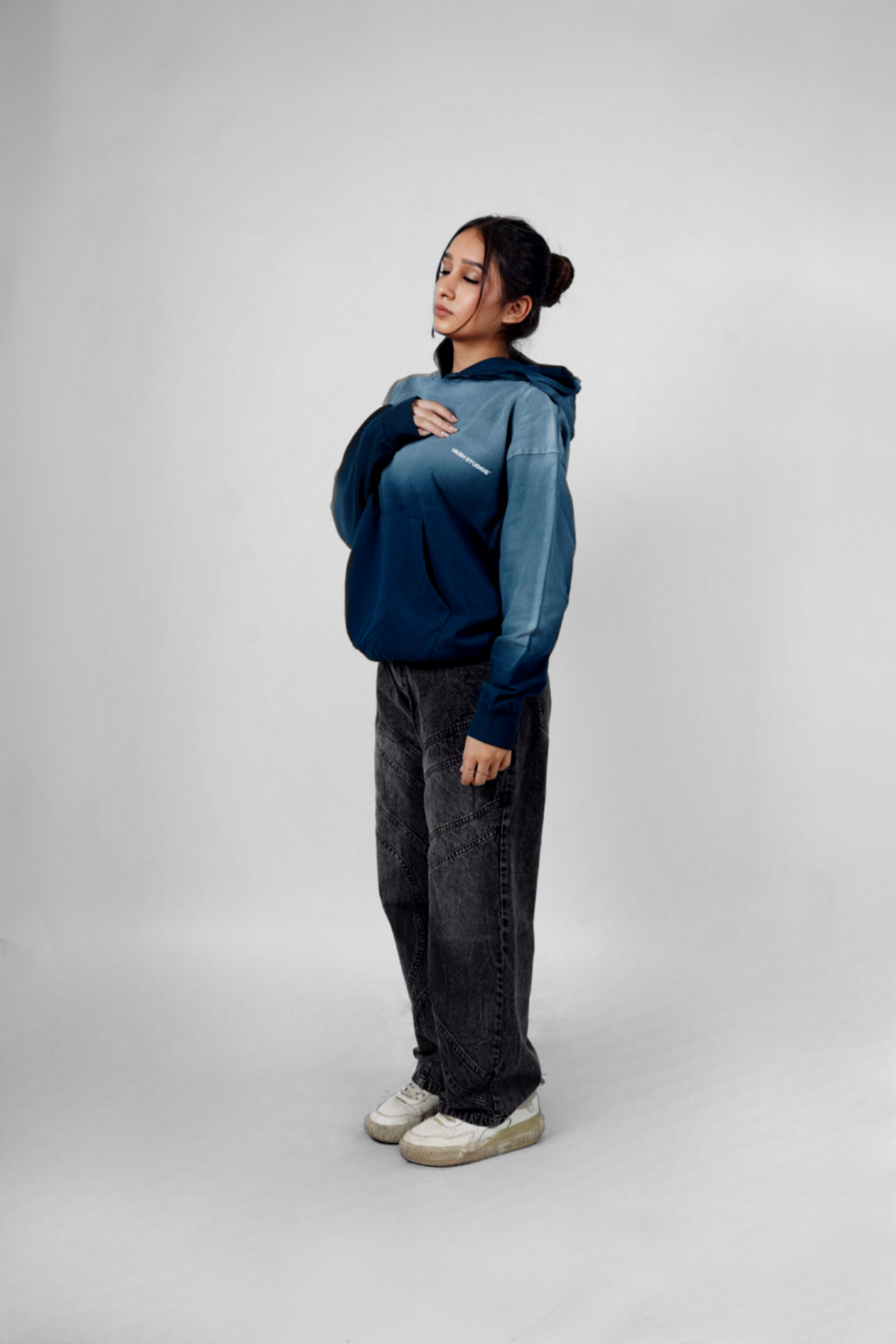 BASIC OCEAN BLUE SUNFADED HOODIE